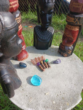 Load image into Gallery viewer, Loc Jewelry
